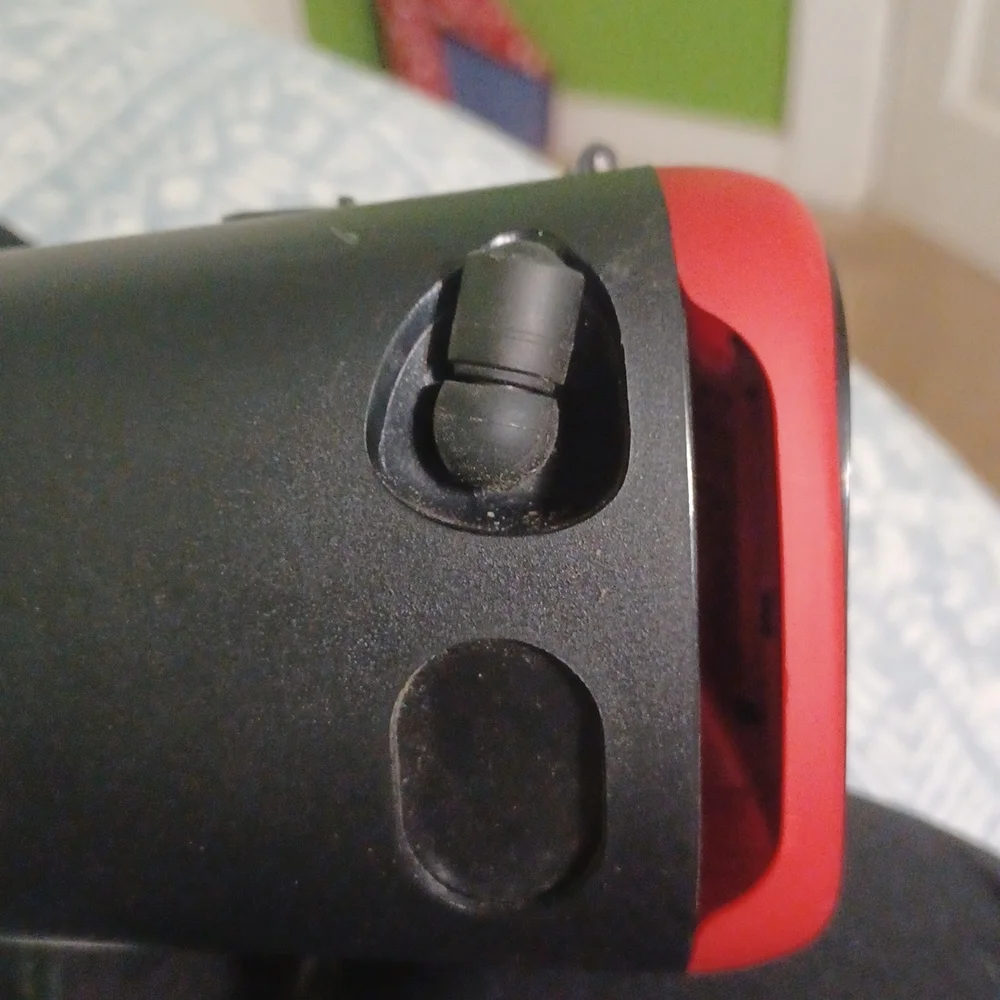 Virtual reality goggles